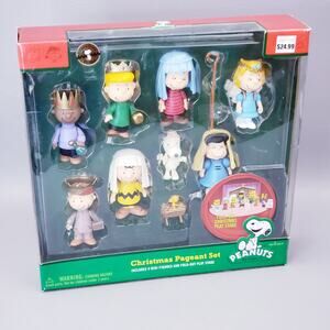 Peanuts Forever Fun Christmas Pageant Nativity 9 Figures Charlie Brown, Snoopy
